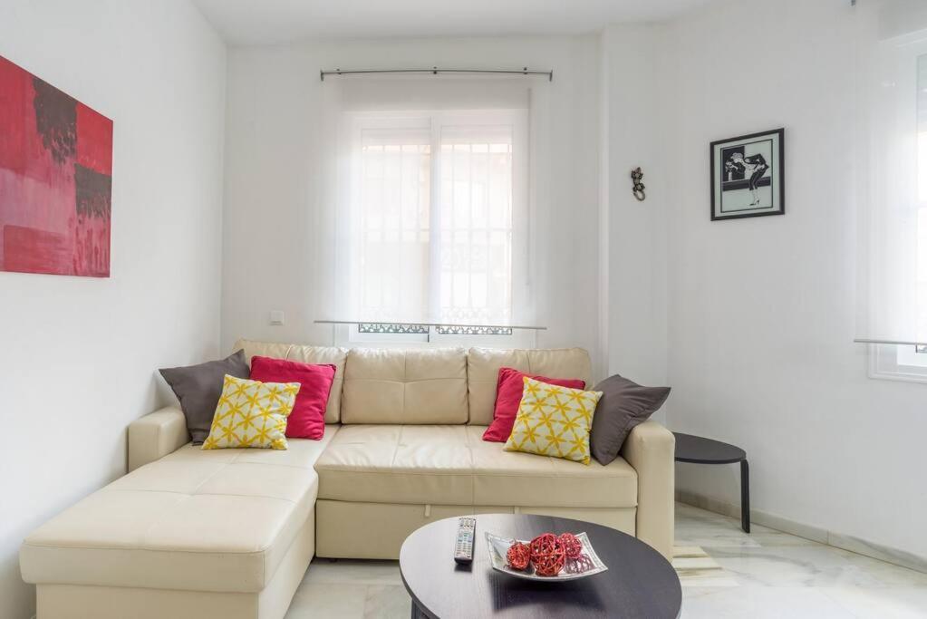 Bright, Quiet And Nice Ground Floor In The Center Málaga Dış mekan fotoğraf