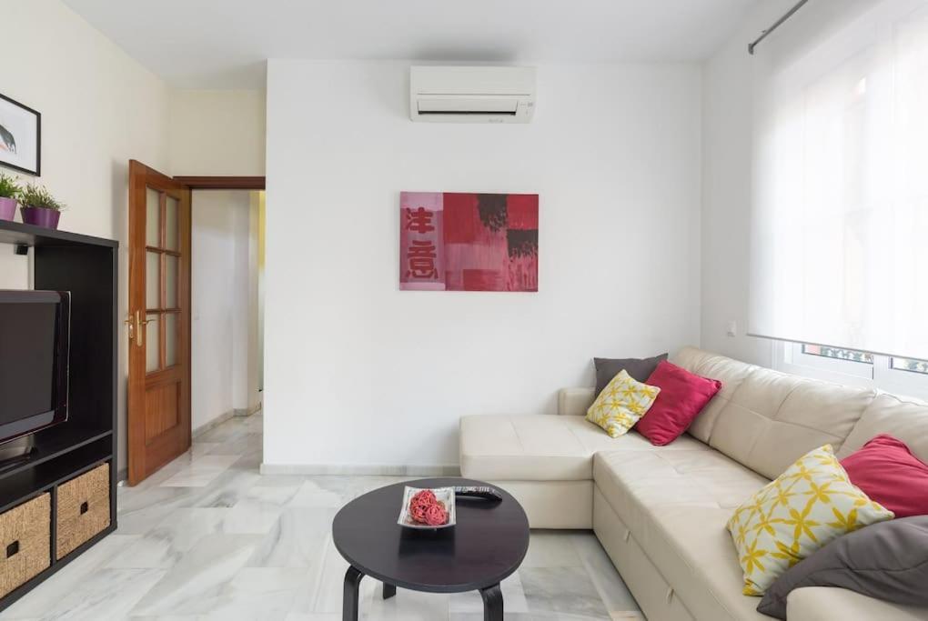 Bright, Quiet And Nice Ground Floor In The Center Málaga Dış mekan fotoğraf