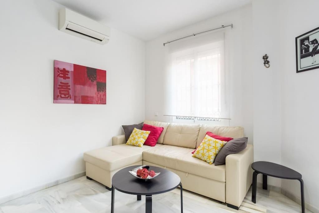 Bright, Quiet And Nice Ground Floor In The Center Málaga Dış mekan fotoğraf